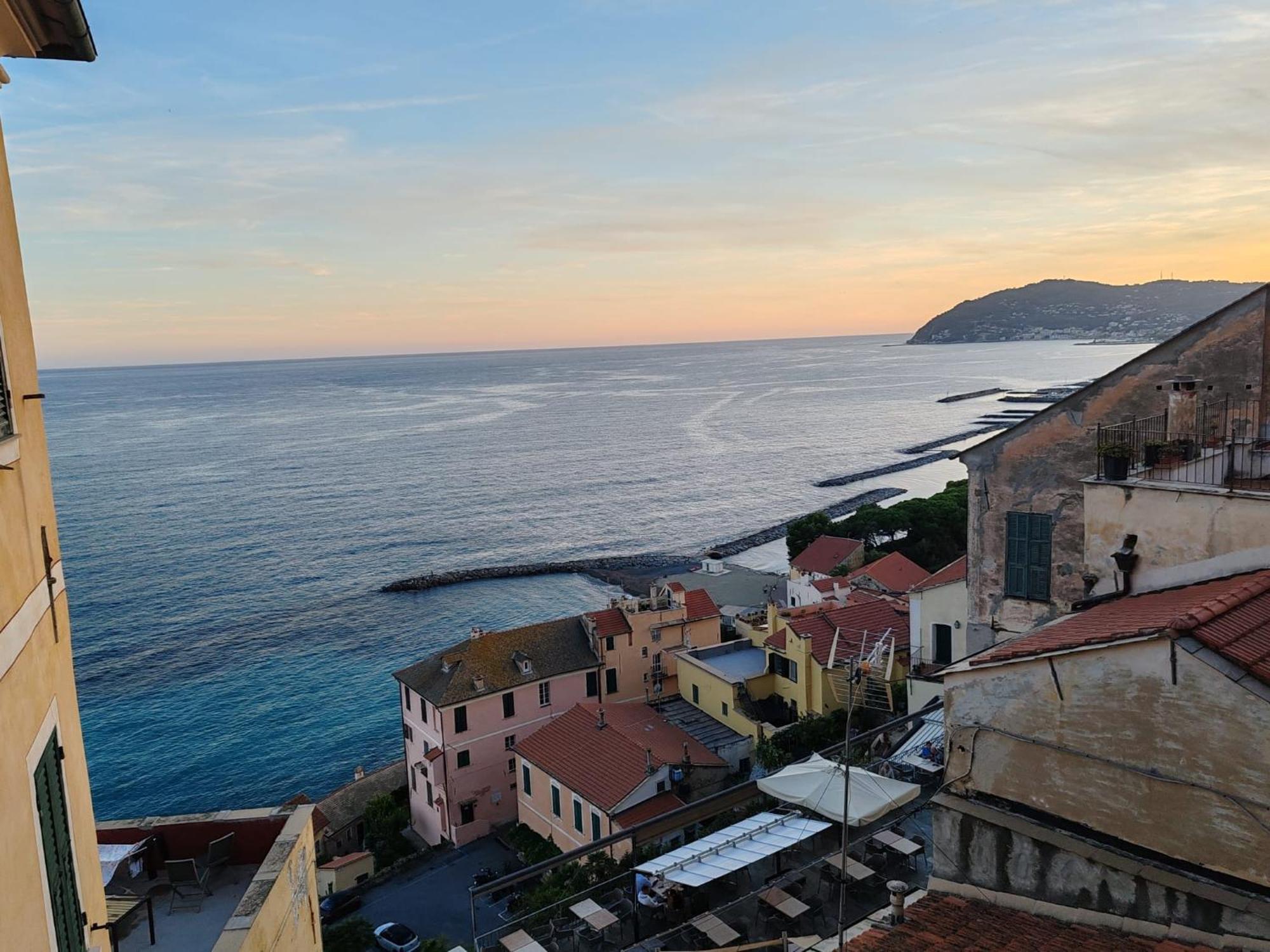 Appartamento Vista Mare Albenga Ngoại thất bức ảnh