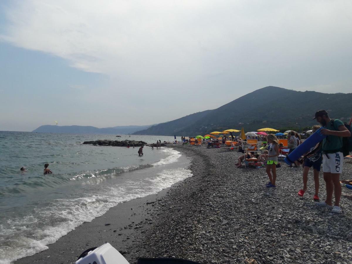 Appartamento Vista Mare Albenga Ngoại thất bức ảnh