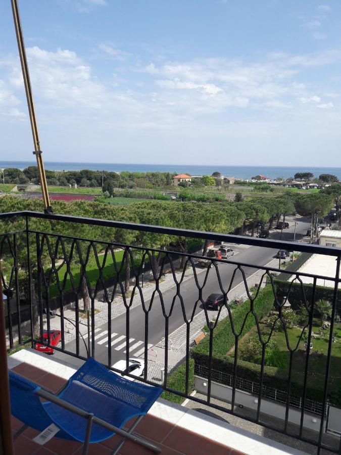 Appartamento Vista Mare Albenga Ngoại thất bức ảnh